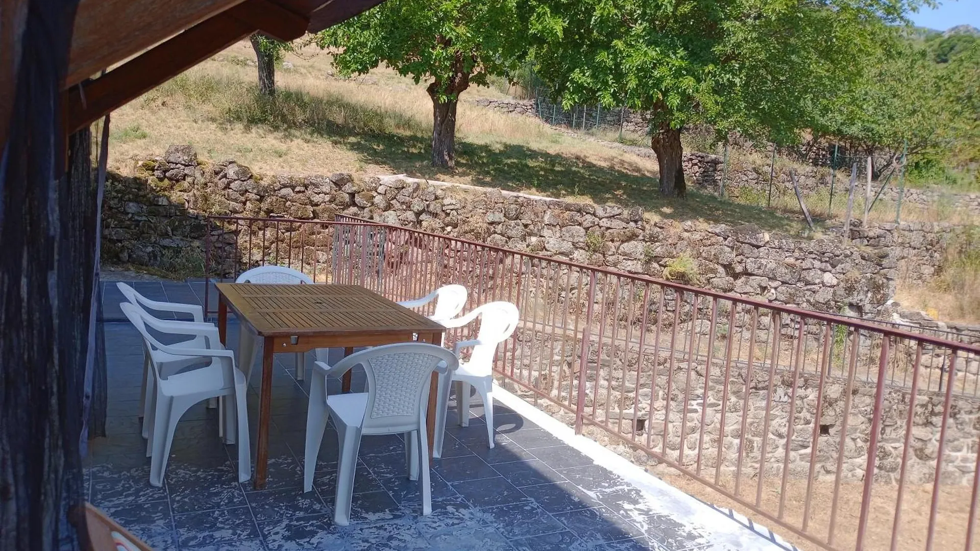 Appartement En Pleine Nature Avec Terrasses Sablieres