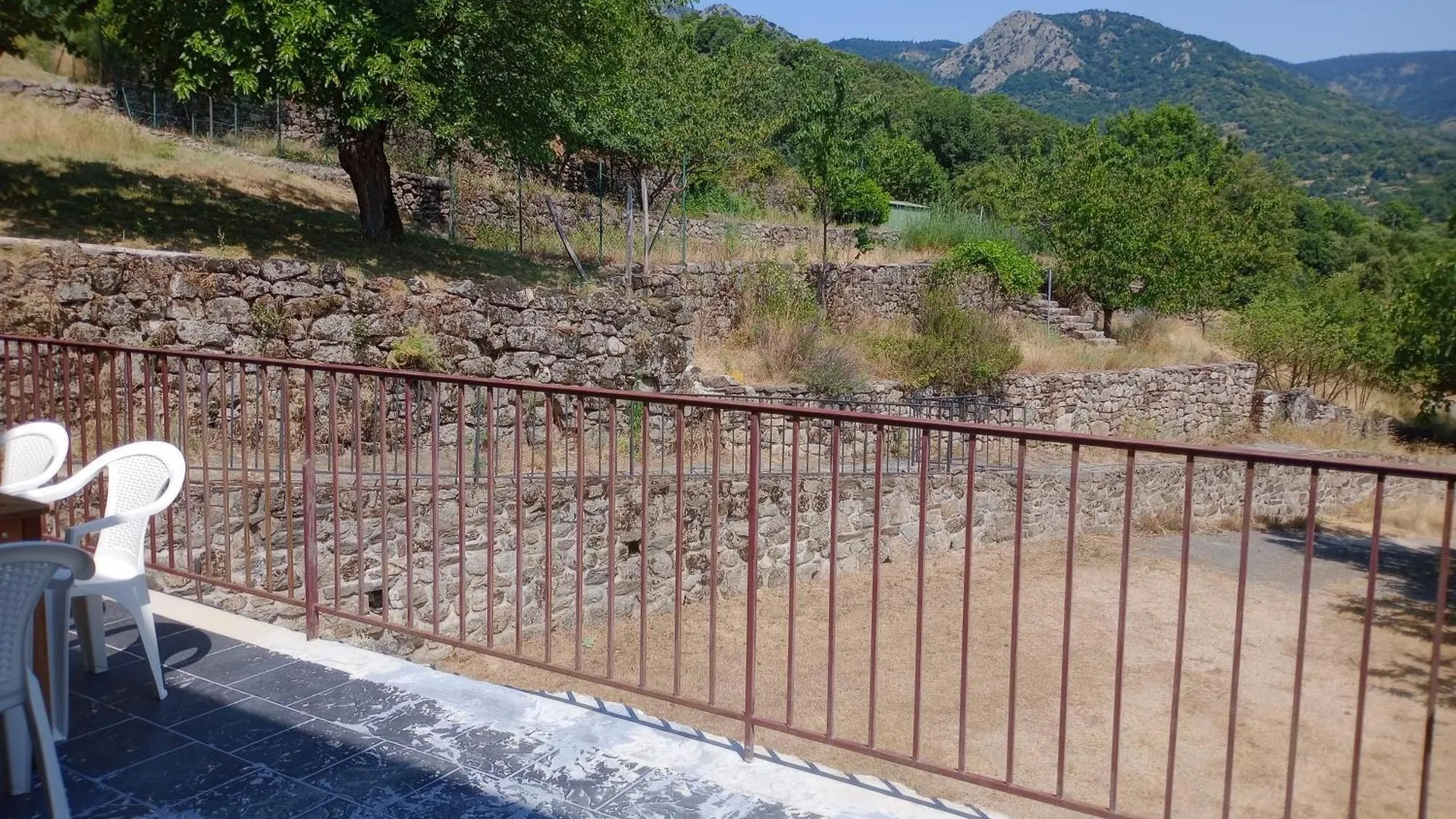 Appartement En Pleine Nature Avec Terrasses Sablieres France